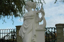 GRADINI SI PARCURI - Terpsichore, piatra